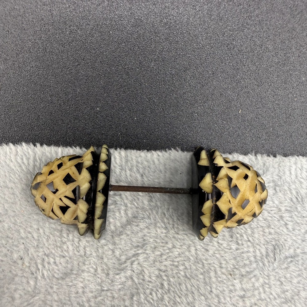 Vintage Estate Jabot Stick Pin‎ Black Cream Carved Celluloid Bar Bell READ